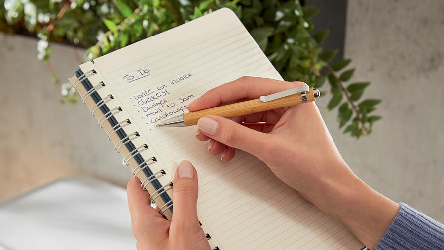 Leitz Cosy by Acco Brands - Leitz Cosy Notitieboek B5 Soft Touch gelijnd, spiraalgebonden