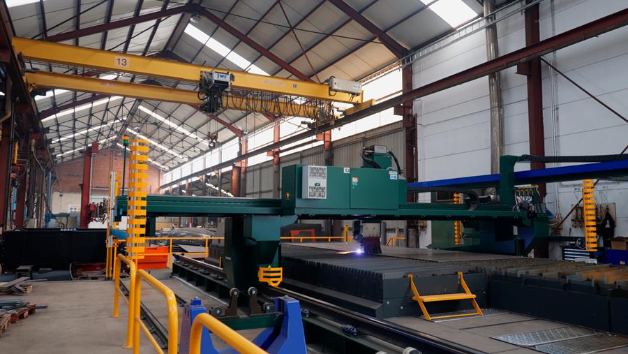 Une nouvelle découpeuse plasma pour produire des équipements industriels robustes