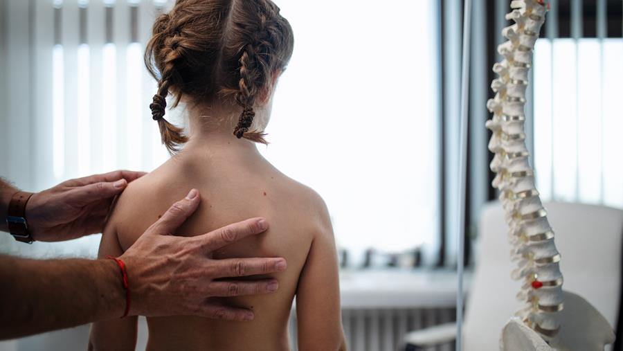 Raad van State vernietigt nomenclatuur wervelkolompathologieën