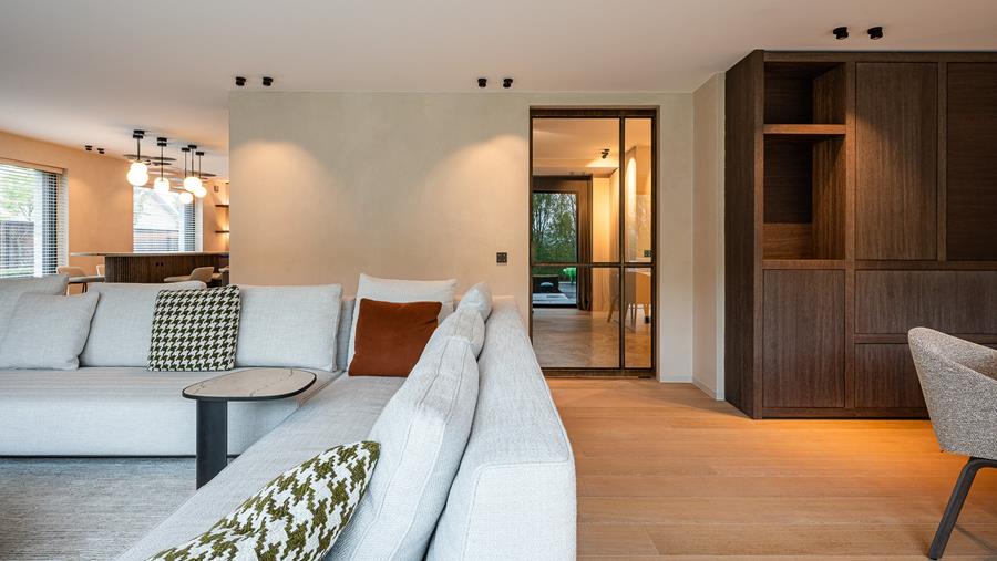 Tijdloze elegantie in een vernieuwd interieur