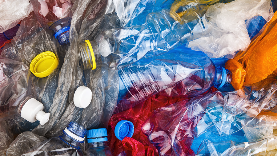 Plastic afval recycleren met een kogelmolen