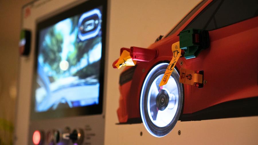 Succesvolle aftrap opleiding Technicus Elektrische Voertuigen